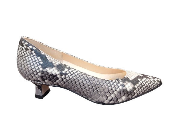 Decollete status 2025