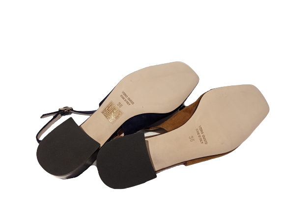 Chanel punta quadrata