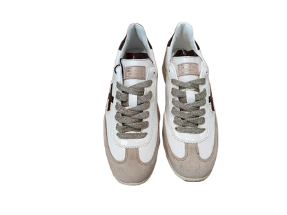 Sneakers Iconic II flat white/brown - ANOTHER TREND