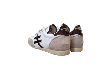 Sneakers Iconic II flat white/brown - ANOTHER TREND