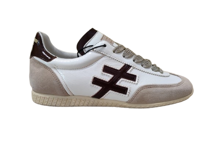 Sneakers Iconic II flat white/brown - ANOTHER TREND
