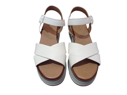 Sandali zeppa crema - INUOVO