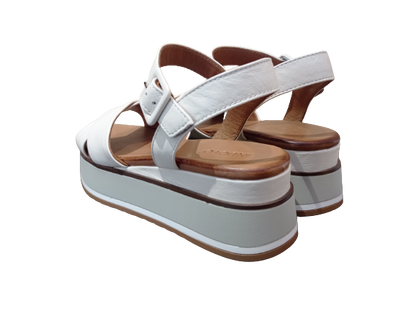 Sandali zeppa crema - INUOVO